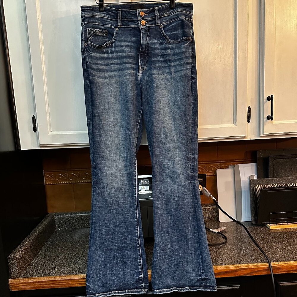 Buckle Black Bootcut Jeans Size 32x32